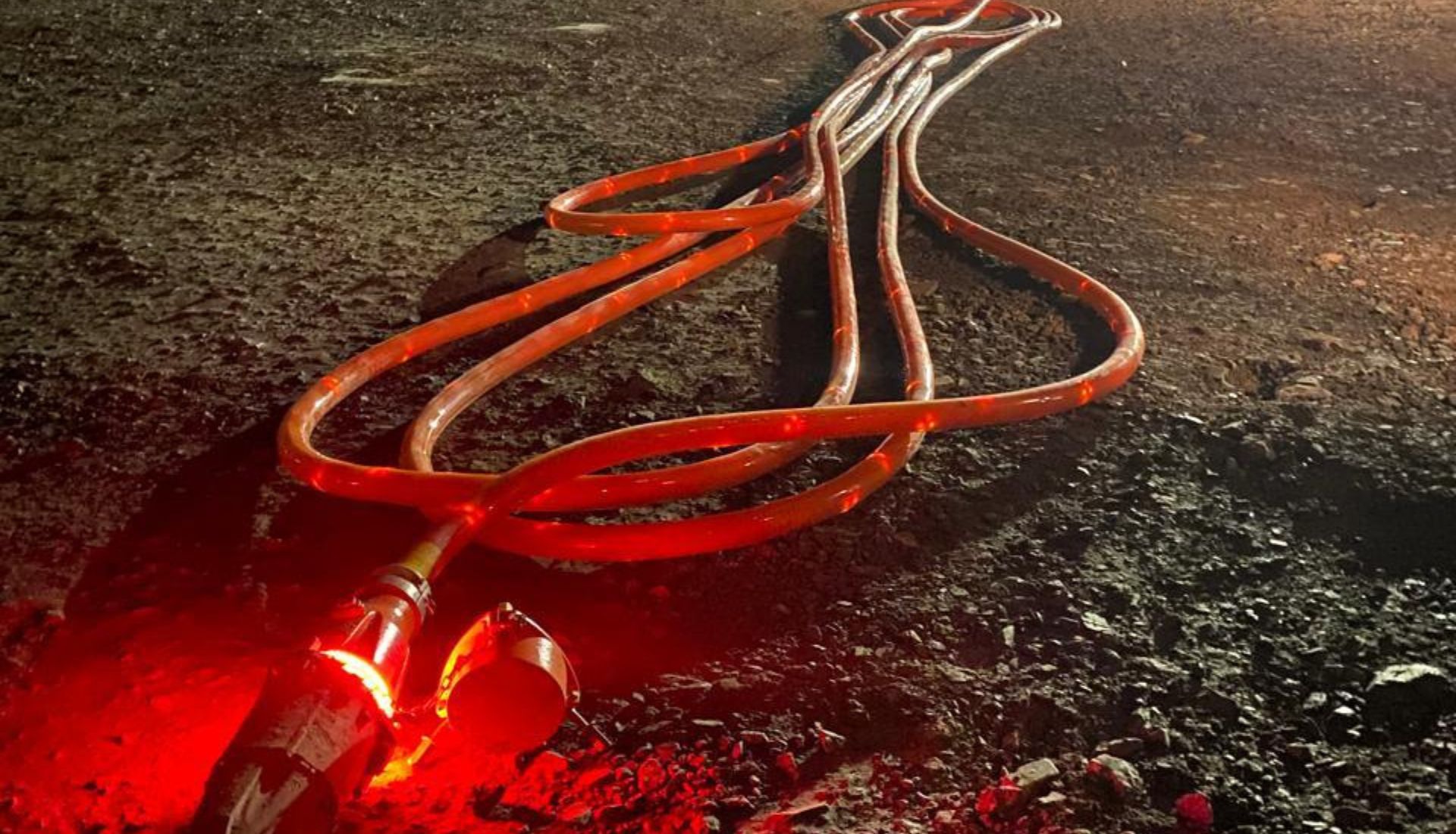 En este artículo te explicamos todo sobre los cables eléctricos mineros: qué son, cuáles son sus características y por qué son tan importantes en la industria.